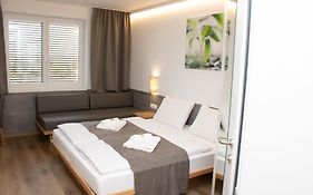 OEKOTEL Graz Airport